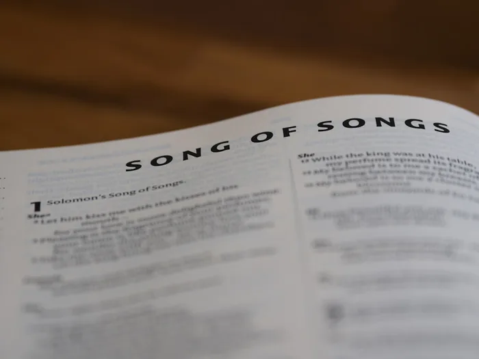 Músicas para orar e fazer seu devocional